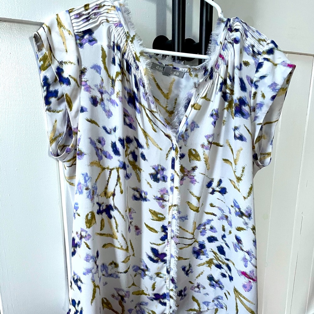 Daniel Rainn Abstract Print Blouse